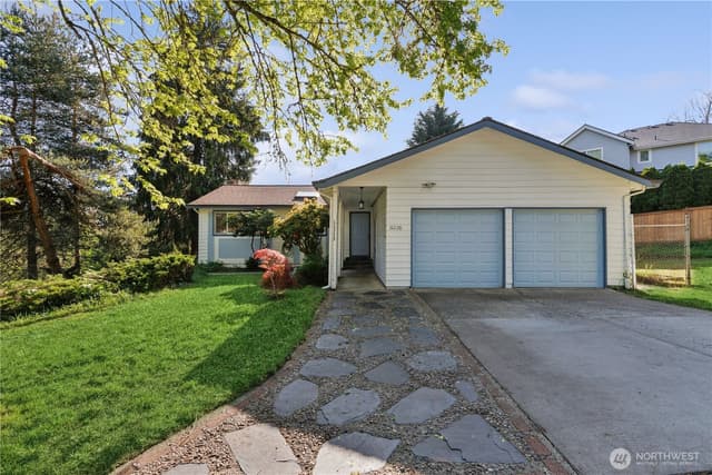 Property photo for 16226 NE 57th Street, Redmond photo 2