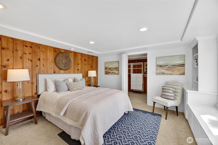 Property photo for 8261 Northrop Place SW, Seattle photo 27