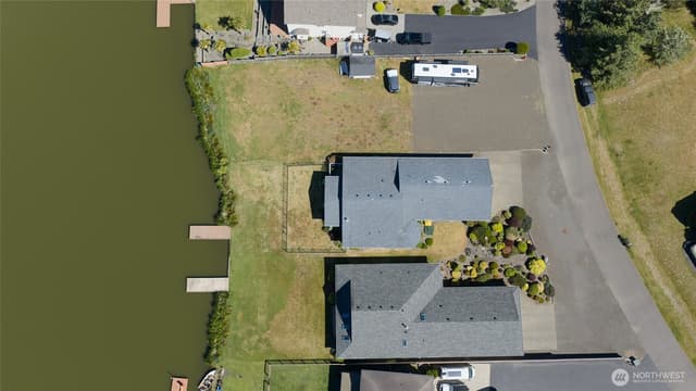 Property photo for 595 Blue Wing Loop SE, Ocean Shores photo 5