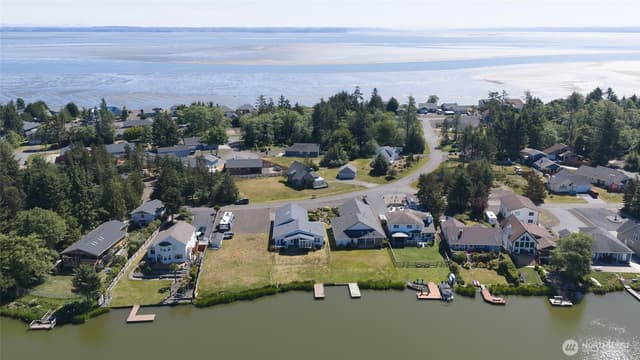 Property photo for 595 Blue Wing Loop SE, Ocean Shores photo 4