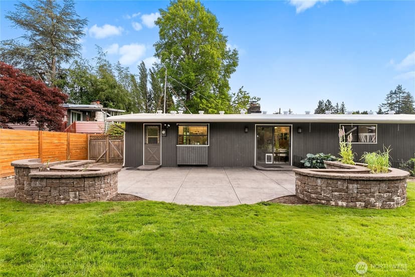 Property photo for 4215 189th Place SW, Lynnwood photo 8