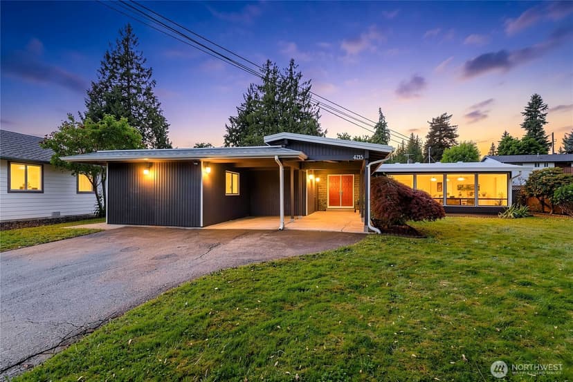 Property photo for 4215 189th Place SW, Lynnwood photo 4