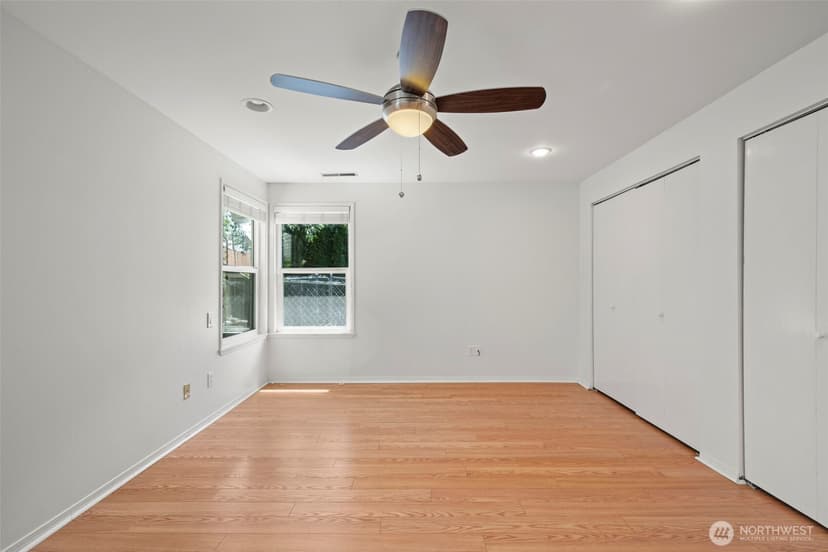 Property photo for 4929 Enetai Avenue NE, Tacoma photo 22