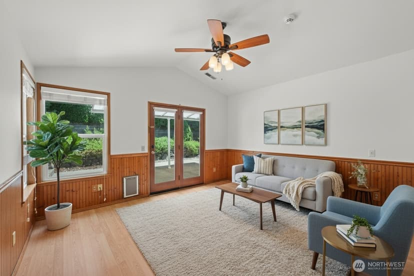 Property photo for 4929 Enetai Avenue NE, Tacoma photo 18