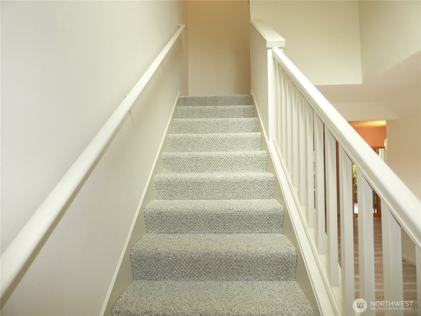 Property photo for 15878 NE 93rd Way #1503, Redmond photo 8