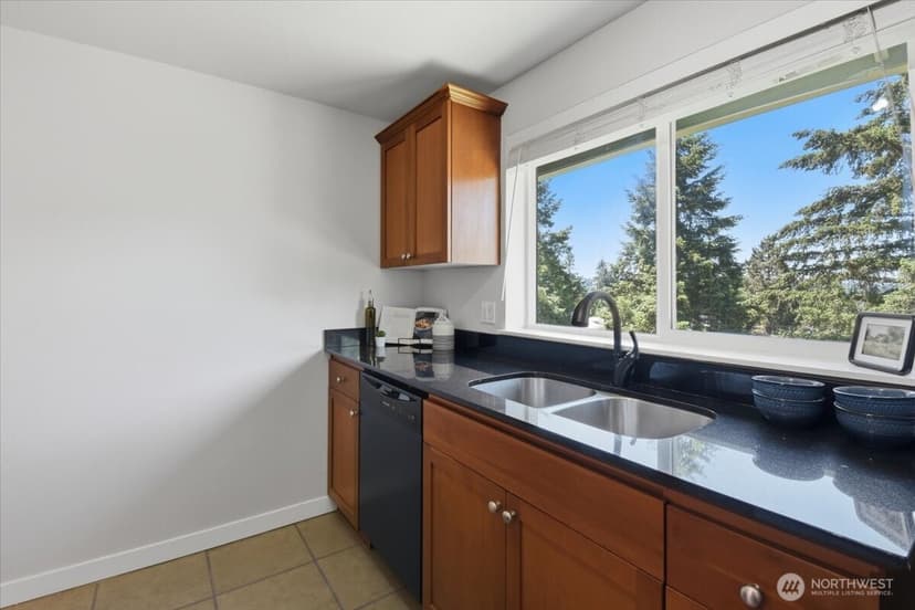 Property photo for 14221 NE 181st Place #P302, Woodinville photo 12