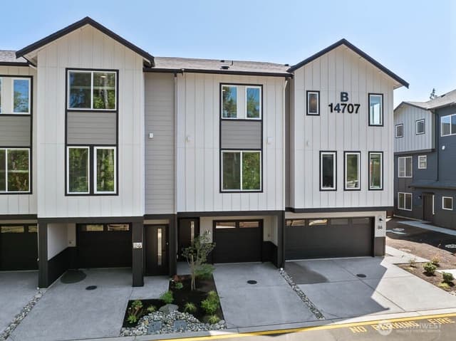Property photo for 14707 87th Avenue SE #JJ7, Snohomish