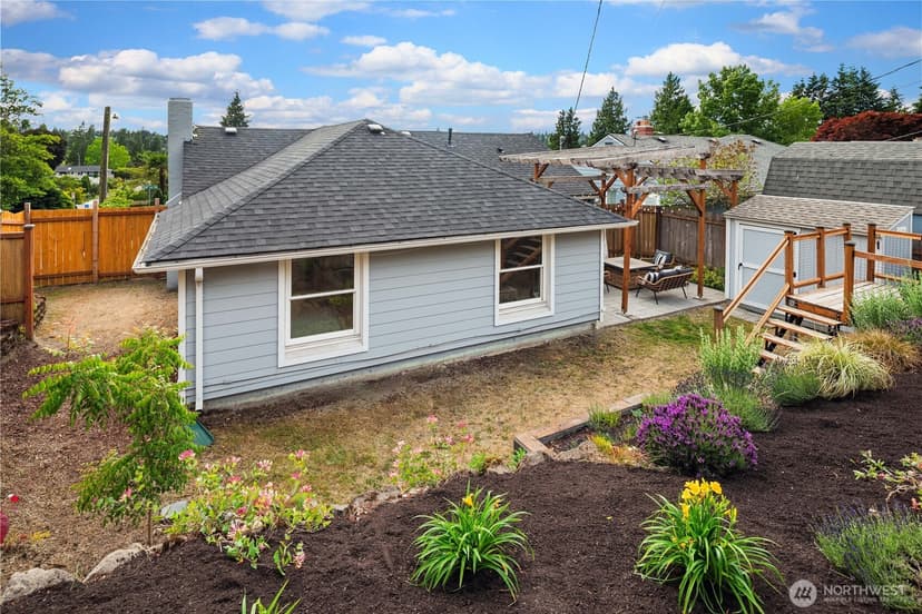 Property photo for 9258 24th Avenue SW, Seattle photo 29