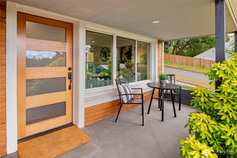 Property photo for 9258 24th Avenue SW, Seattle photo 30