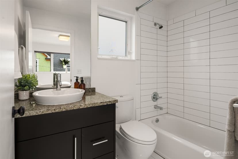 Property photo for 1615 E Columbia Street, Seattle photo 20