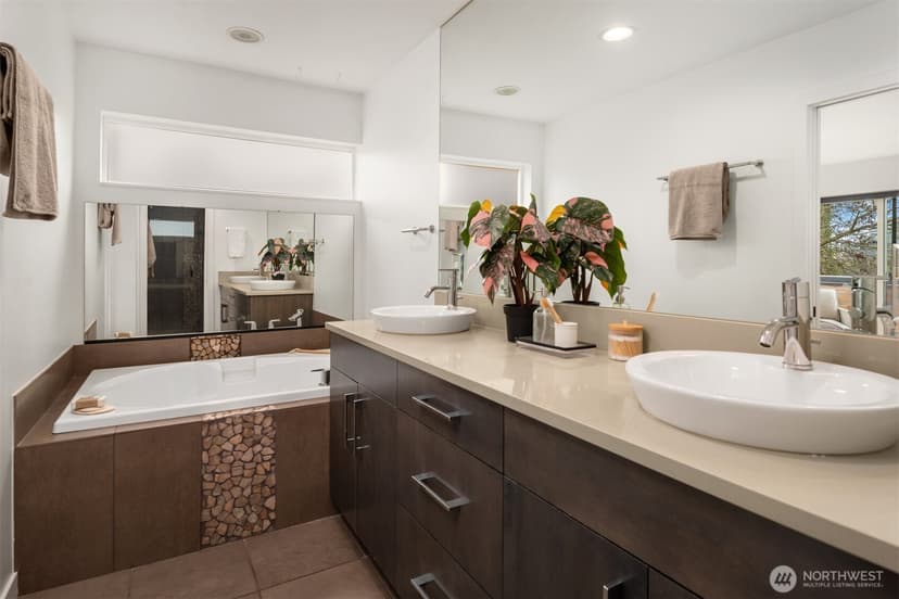 Property photo for 1615 E Columbia Street, Seattle photo 16