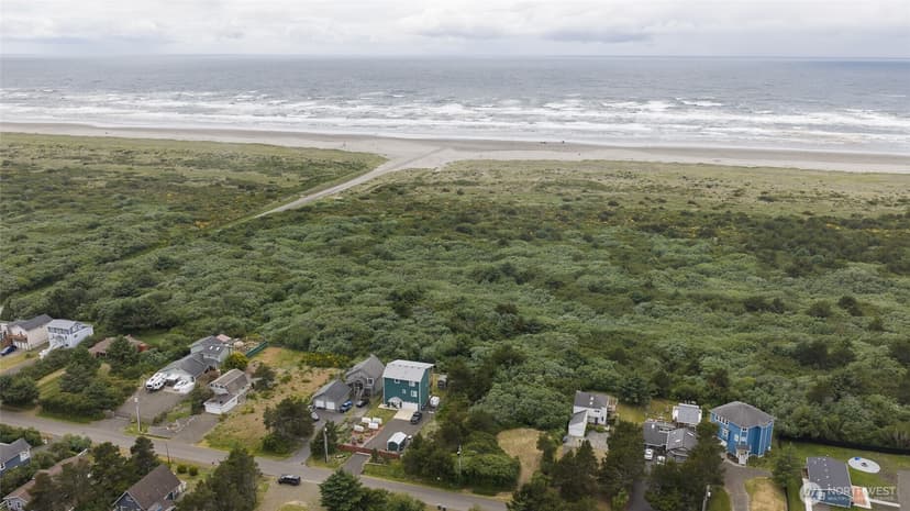 Property photo for 163 Sand Dune Avenue NW, Ocean Shores photo 3