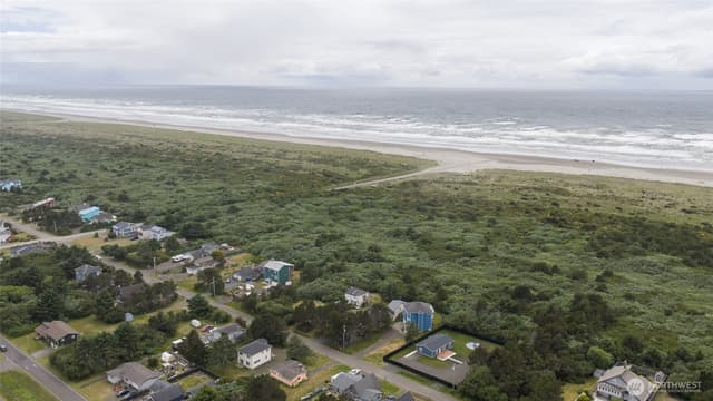 Property photo for 163 Sand Dune Avenue NW, Ocean Shores photo 5