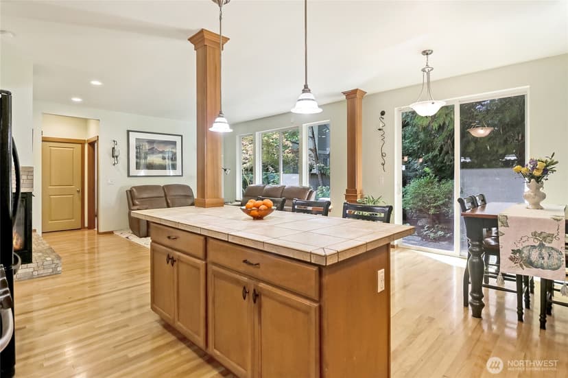 Property photo for 1120 201st Place SW, Lynnwood photo 9