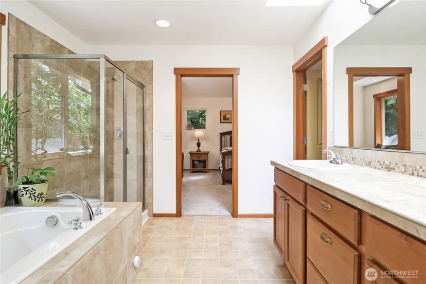 Property photo for 1120 201st Place SW, Lynnwood photo 24