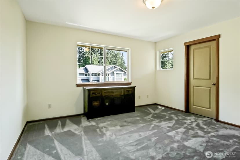 Property photo for 1120 201st Place SW, Lynnwood photo 25