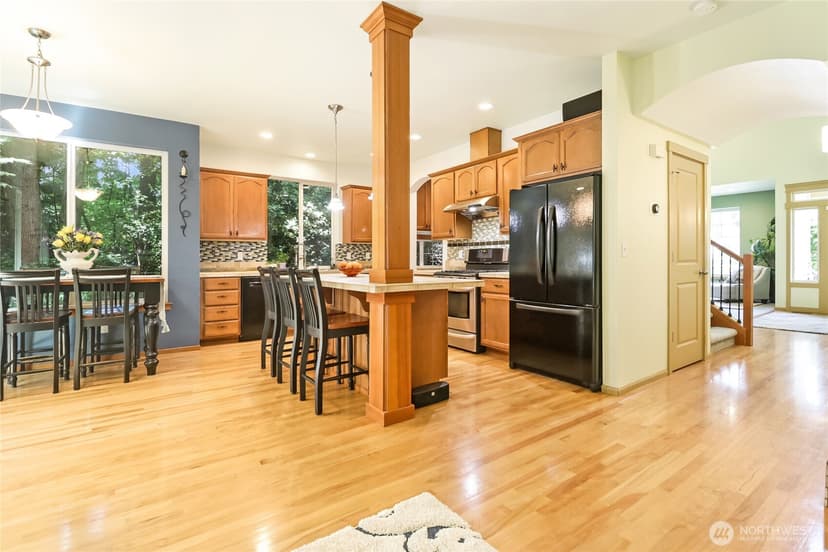 Property photo for 1120 201st Place SW, Lynnwood photo 6