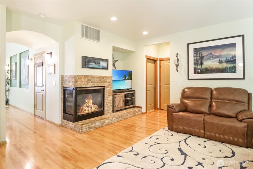 Property photo for 1120 201st Place SW, Lynnwood photo 14