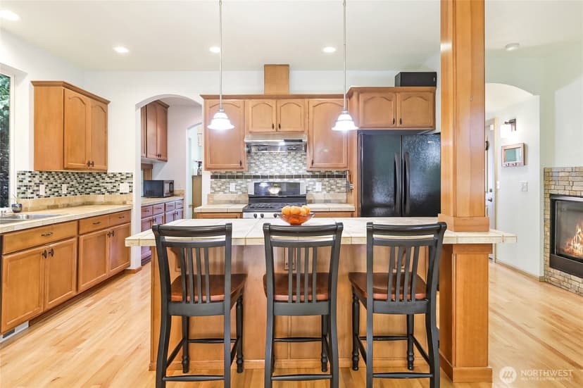 Property photo for 1120 201st Place SW, Lynnwood photo 7
