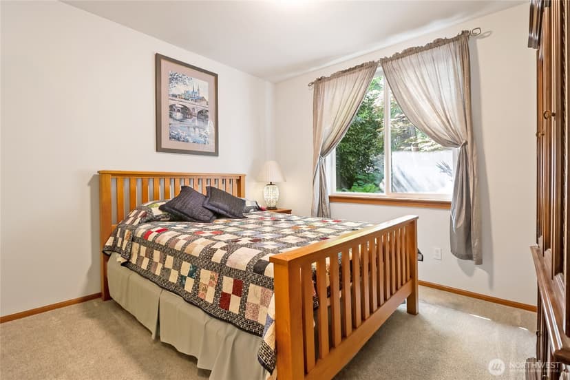 Property photo for 1120 201st Place SW, Lynnwood photo 15