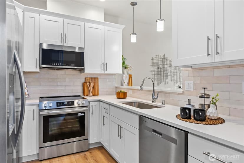 Property photo for 2217 Hoyt Avenue #B, Everett photo 10