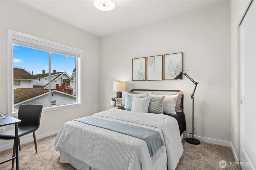 Property photo for 2217 Hoyt Avenue #B, Everett photo 17