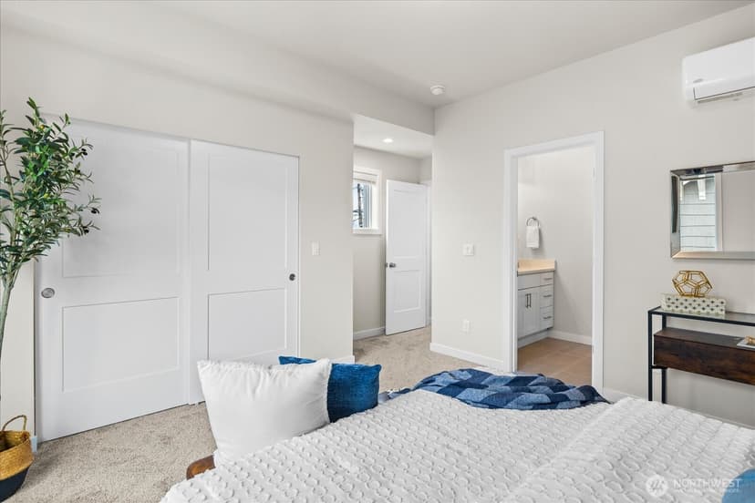 Property photo for 2217 Hoyt Avenue #B, Everett photo 14