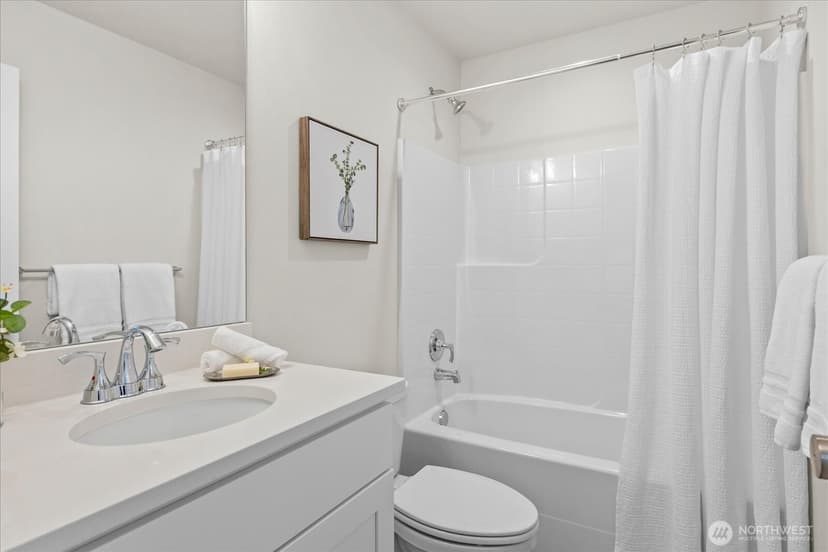 Property photo for 2217 Hoyt Avenue #B, Everett photo 18