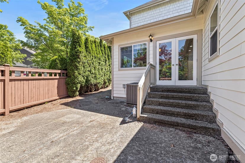 Property photo for 2188 NE Noble Street, Issaquah photo 30
