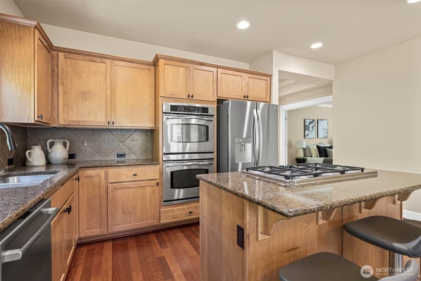 Property photo for 2188 NE Noble Street, Issaquah photo 9