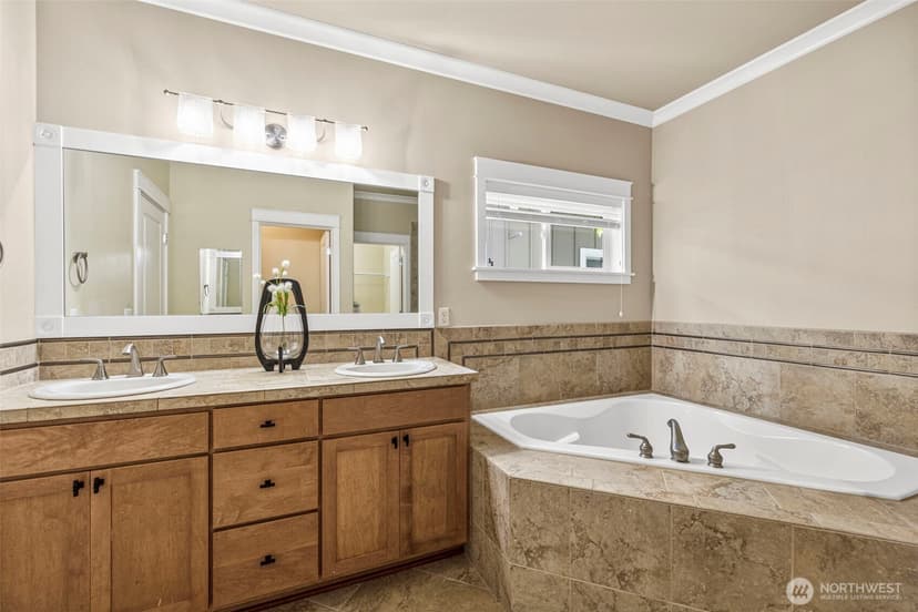 Property photo for 2188 NE Noble Street, Issaquah photo 17
