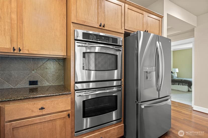 Property photo for 2188 NE Noble Street, Issaquah photo 10