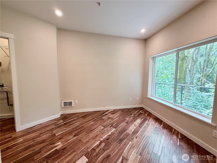 Property photo for 10021 7th Avenue NW #E, Seattle photo 7