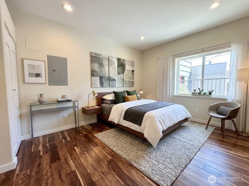 Property photo for 10021 7th Avenue NW #E, Seattle photo 15