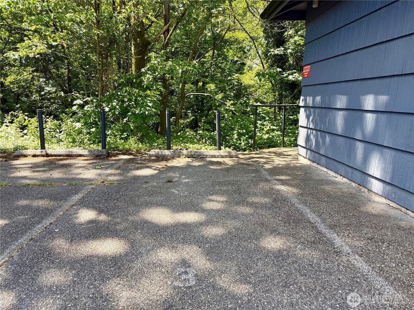 Property photo for 10021 7th Avenue NW #E, Seattle photo 25