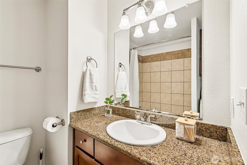 Property photo for 717 NW 70th Street #203, Seattle photo 22