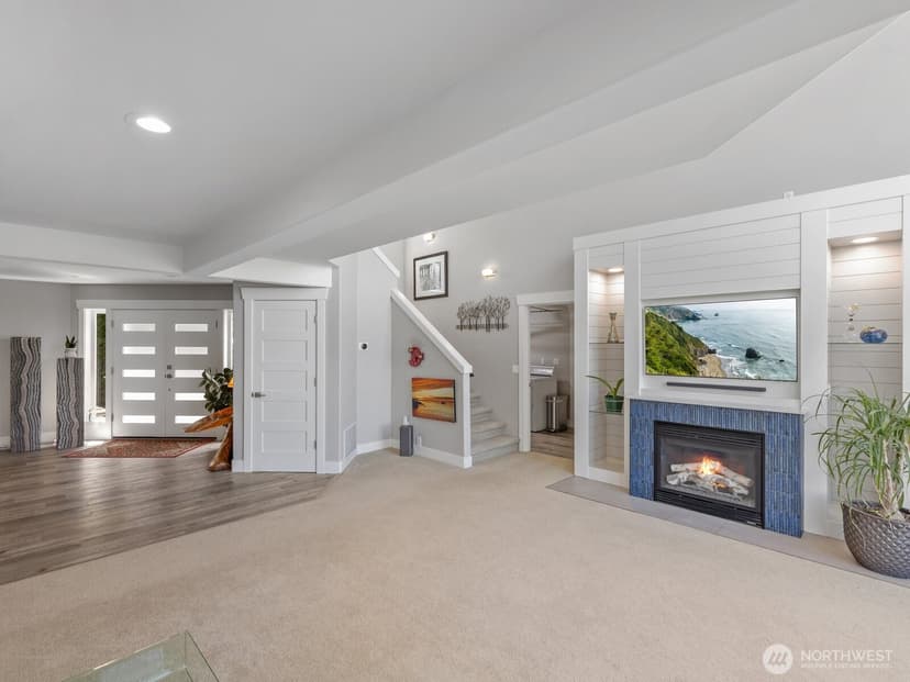 Property photo for 4909 Chinook Drive, Everett photo 7