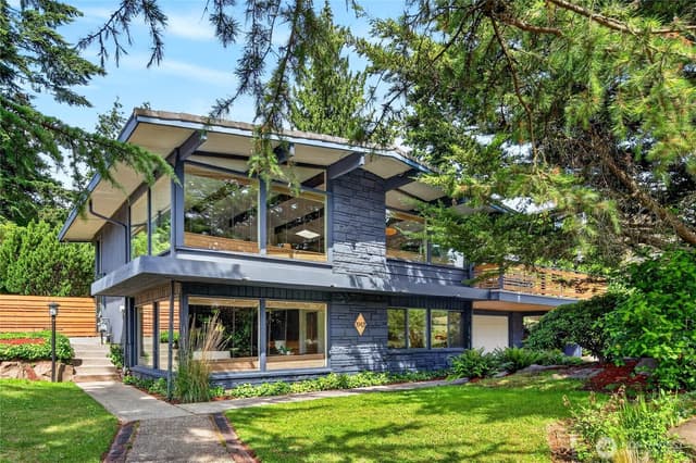 Property photo for 19421 46th Avenue NE, Lake Forest Park