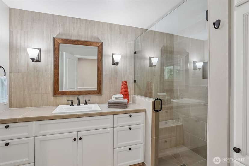 Property photo for 7514 Maltby Road, Woodinville photo 25
