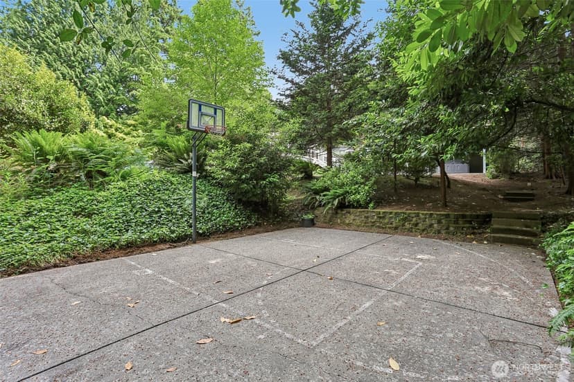 Property photo for 7514 Maltby Road, Woodinville photo 37