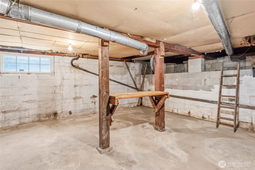 Property photo for 4051 19th Avenue SW, Seattle photo 29