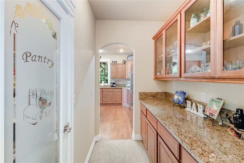 Property photo for 1024 12th Avenue SW, Puyallup photo 19