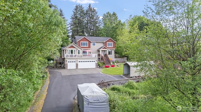 Property photo for 1024 12th Avenue SW, Puyallup photo 4