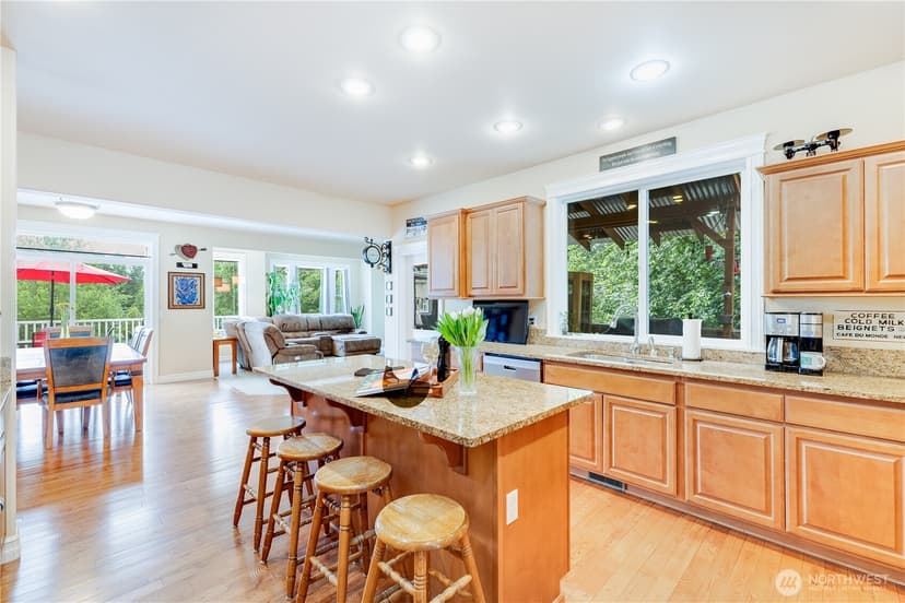 Property photo for 1024 12th Avenue SW, Puyallup photo 20