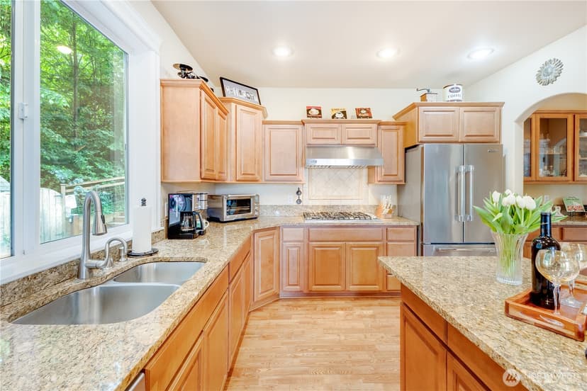 Property photo for 1024 12th Avenue SW, Puyallup photo 23
