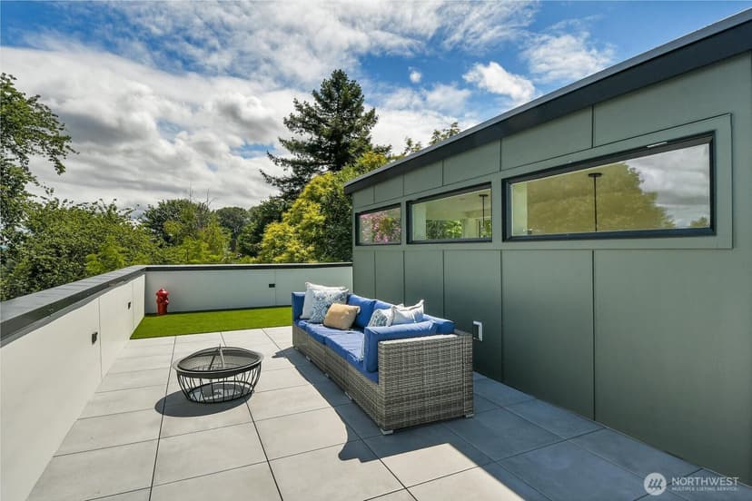 Property photo for 2622 Mayfair Avenue N, Seattle photo 38