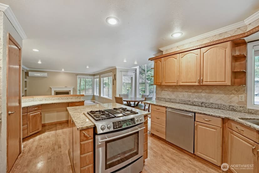 Property photo for 15827 SE 156th Court, Renton photo 21