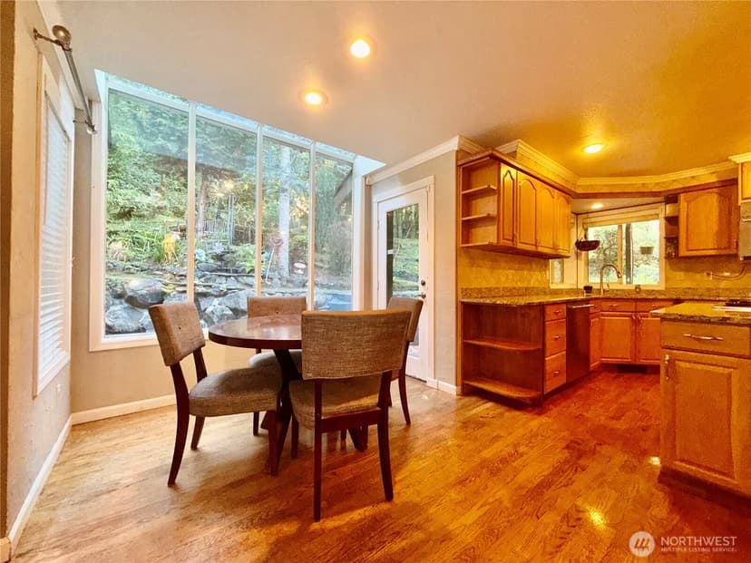 Property photo for 15827 SE 156th Court, Renton photo 12