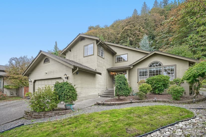 Property photo for 15827 SE 156th Court, Renton photo 4