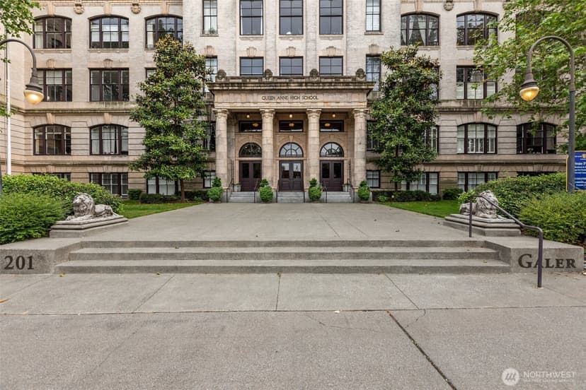 Property photo for 201 Galer Street #320, Seattle photo 38